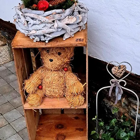 Les Colombages De Bergeval Familial Dans Les Ardennes * Труа-Пон