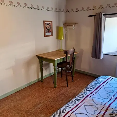Les Colombages De Bergeval Familial Dans Les Ardennes * Труа-Пон