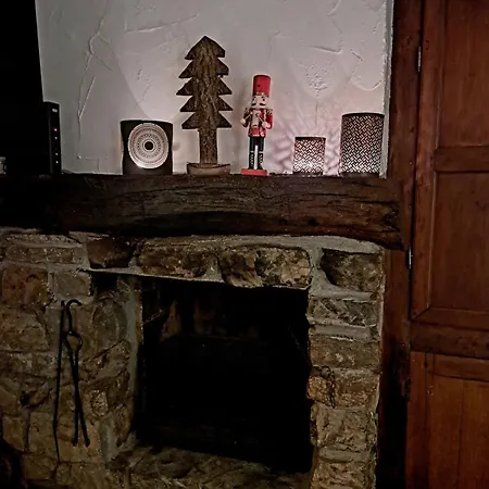 Дом отдыха Les Colombages De Bergeval Familial Dans Les Ardennes *