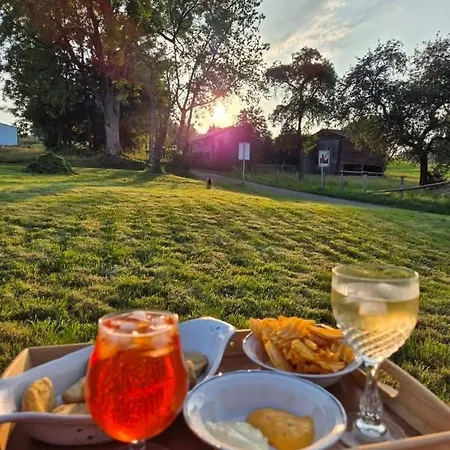 Les Colombages De Bergeval Familial Dans Les Ardennes トロワ・ポン